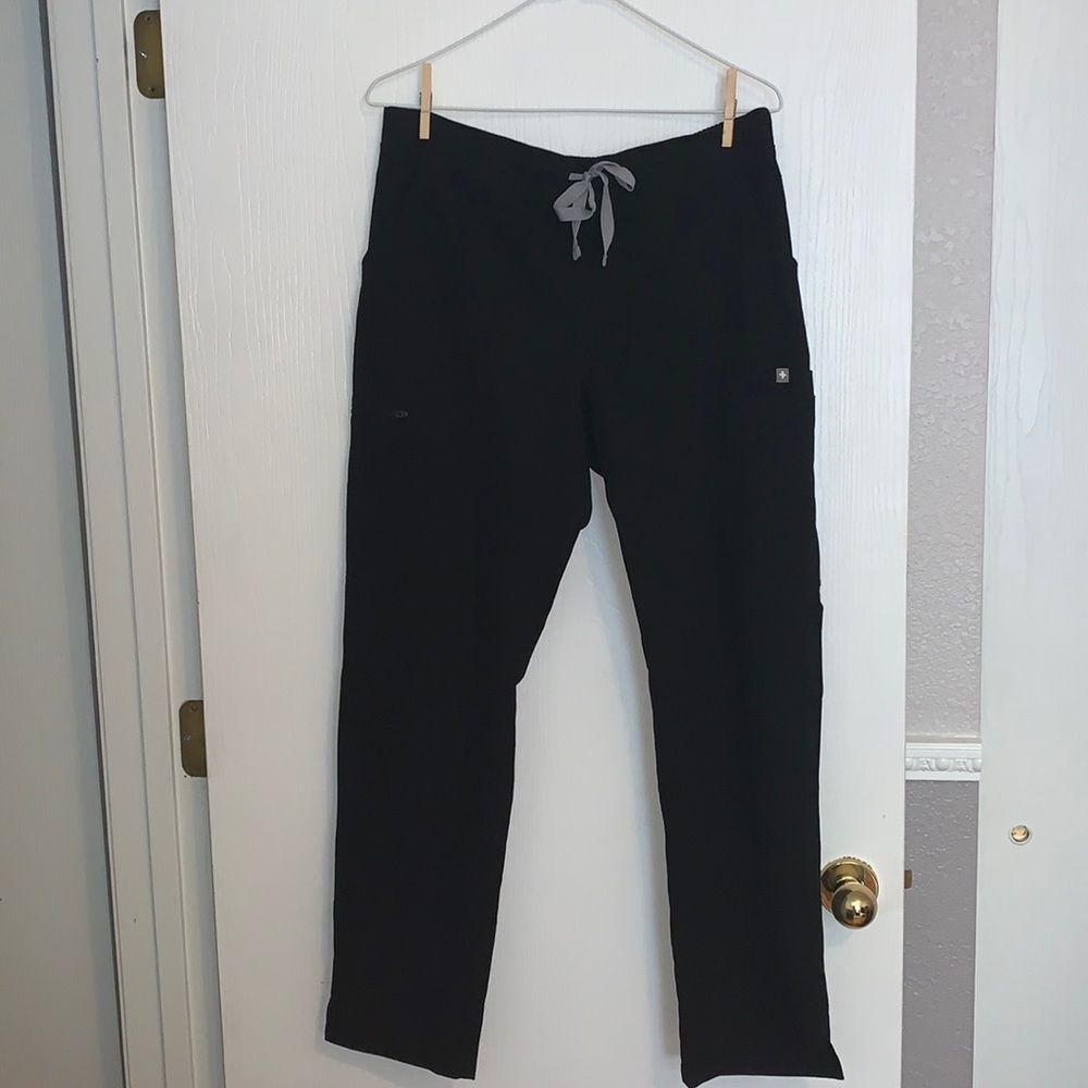 Figs black Yola skinny scrubs size medium